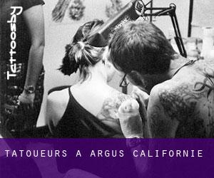 Tatoueurs à Argus (Californie)