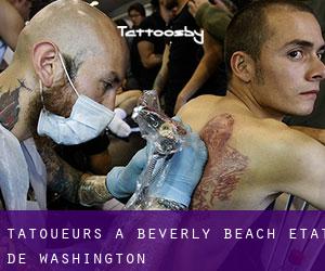 Tatoueurs à Beverly Beach (État de Washington)