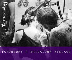Tatoueurs à Brigadoon Village