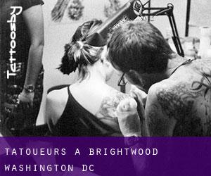 Tatoueurs à Brightwood (Washington, D.C.)