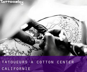 Tatoueurs à Cotton Center (Californie)