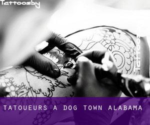 Tatoueurs à Dog Town (Alabama)