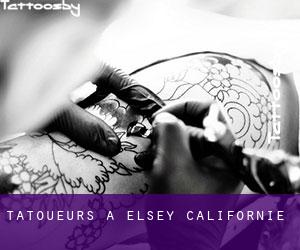Tatoueurs à Elsey (Californie)