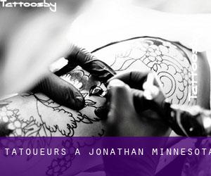 Tatoueurs à Jonathan (Minnesota)
