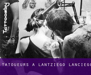 Tatoueurs à Lantziego / Lanciego