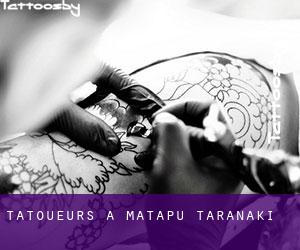Tatoueurs à Matapu (Taranaki)