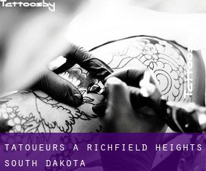 Tatoueurs à Richfield Heights (South Dakota)