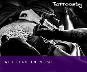 Tatoueurs en Népal